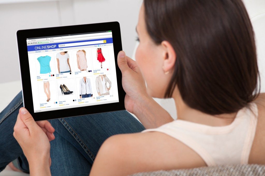 woman shopping clothes online